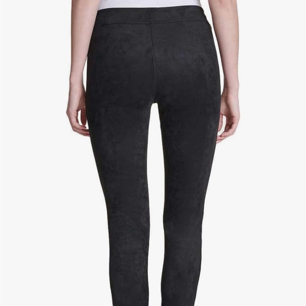 Marc Andrew women’s faux suede pull on pants size small